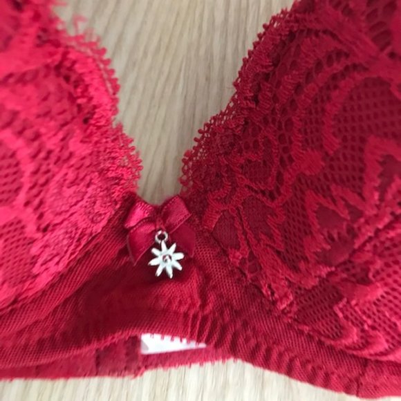 Red Lace Push-up Bra NWOT ~ 32B - Picture 5 of 12